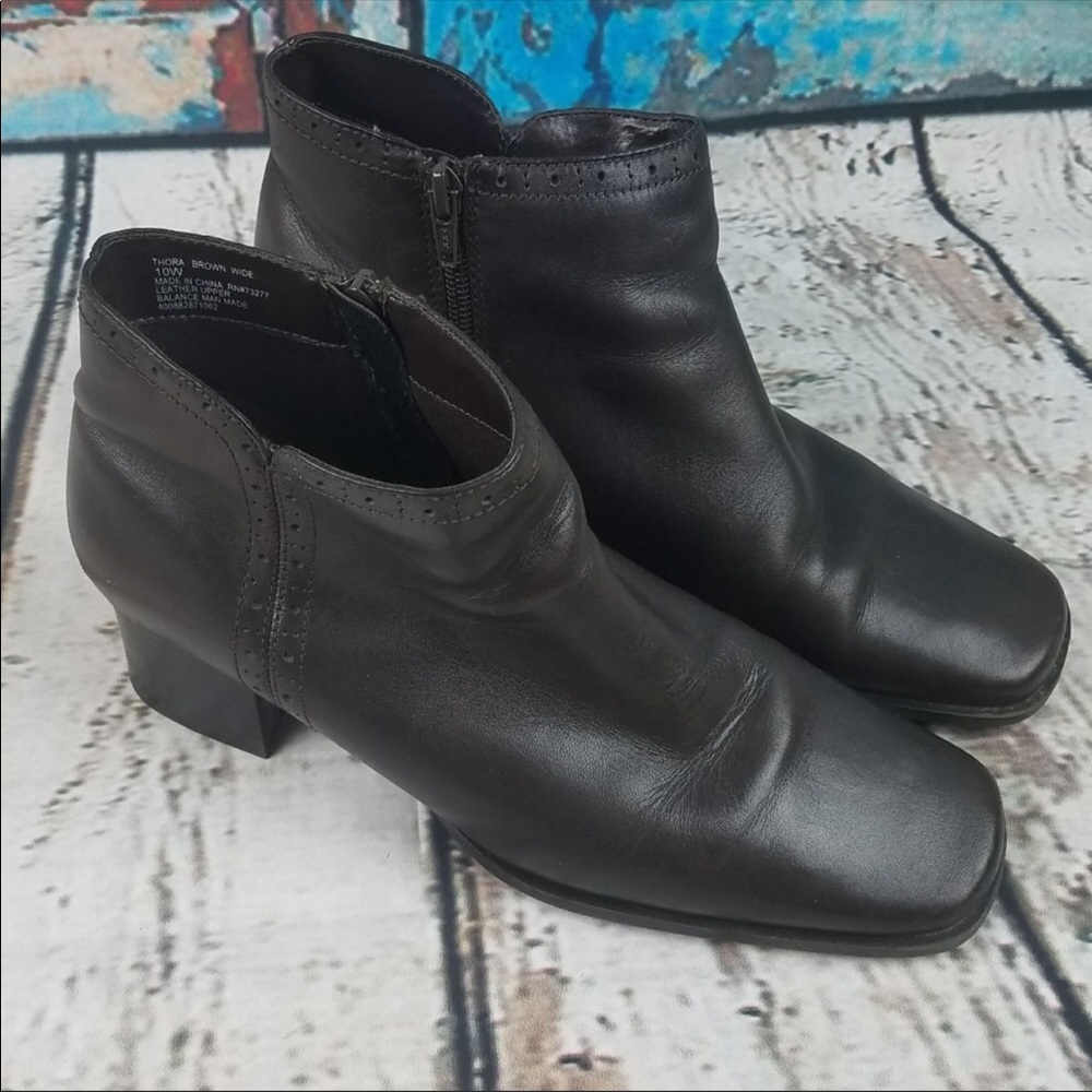 Croft and Barrow brown ankle boots